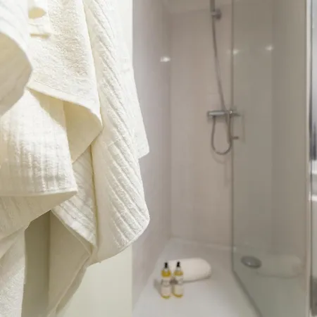 The Gallery House Centre - Feel Like A Local شقة