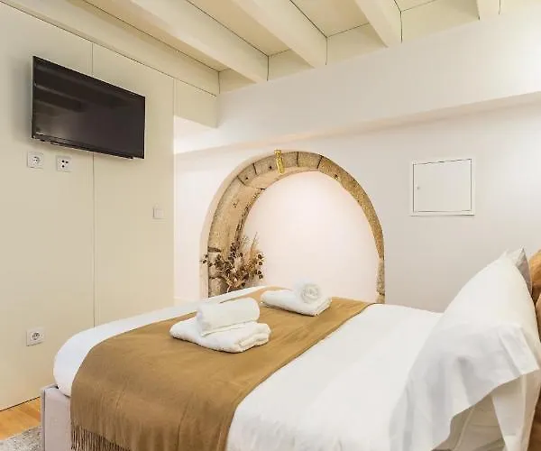 The Gallery House Centre - Feel Like A Local Oporto